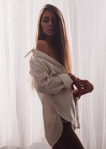 Лиза, Г. Рощино